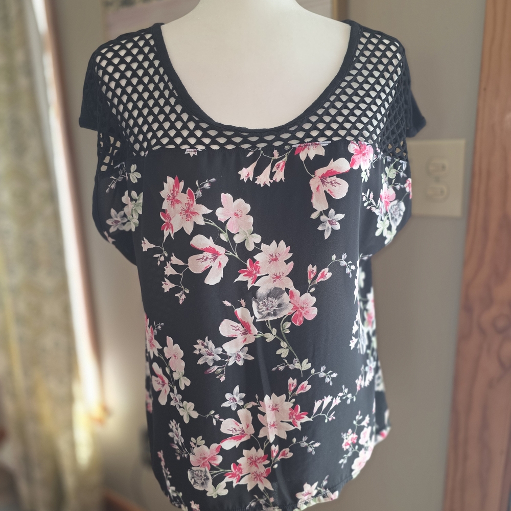 Express Black Floral Short Sleeve Top with Mesh Yoke